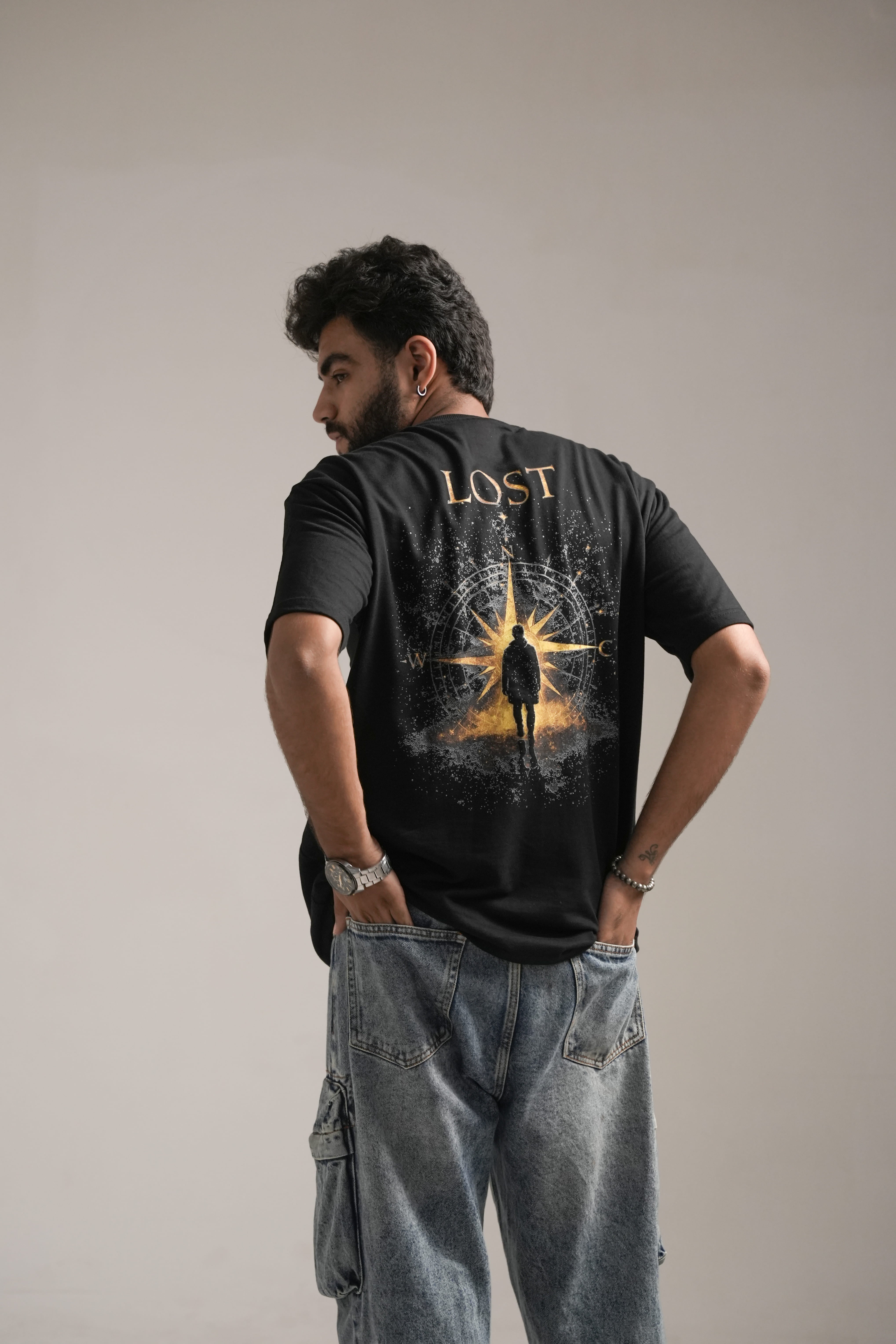 LOST Compass Oversized Tee